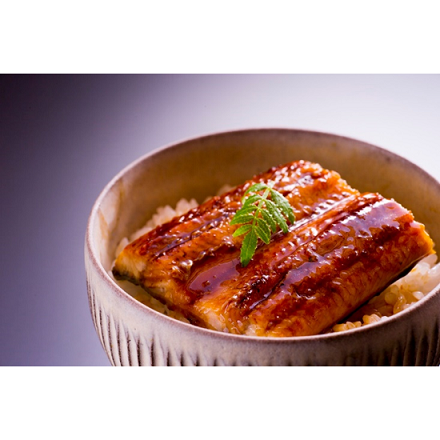 九州産うなぎ蒲焼(3尾)