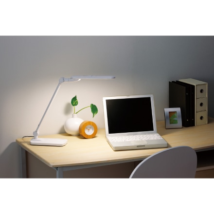 ツインバード LEDライト LE-H617W