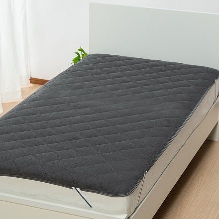 西川 強力冷感ひんやり敷きパッド シングルサイズ 100×205cm グレー 【販売期間 2022年4月23日~9月30日】