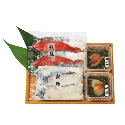 お歳暮のし付き 小樽発漬け魚切身とぶっかけ海鮮丼Ａ 銀鱈粕漬け・紅鮭塩漬け 各70g×2、ぶっかけ丼（甘えび・帆立 各70g）