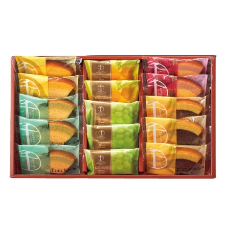 お歳暮のし付き ＜銀座千疋屋＞銀座ガトーセレクション 銀座フルーツクーヘン（イチゴ＆ミルク・レモン&はちみつ 各2個、メロン＆ミルク・バナナ＆チョコ 各3個）、銀座フルーツサンド（柚子2個、マスカットレーズン3個）