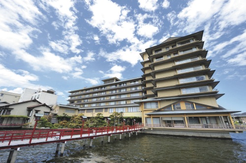 【鳥取】【平休日限定】望湖楼　2名様平休日1泊2食付