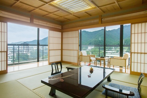 【栃木】鬼怒川温泉山楽　2名様平休日1泊2食付
