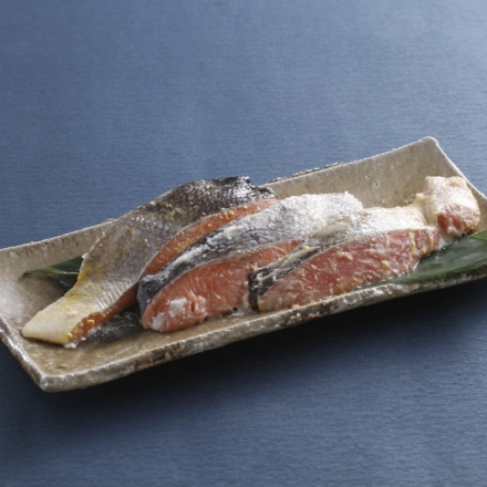 酒粕 と お味噌 で漬けた 秋鮭 の 漬魚 3種×2袋
