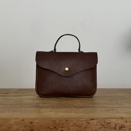 German hook handbag キナリ（ナチュラル)