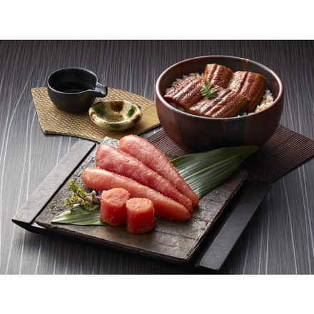 丑の日 うなぎ蒲焼切身 無着色辛子明太子詰合せ うなぎ蒲焼切身（九州産）50g×3、たれ（山椒付き）×3、無着色辛子明太子200g（ロシア又はアメリカ産）