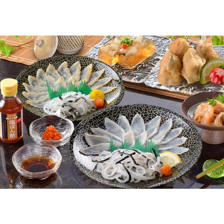 「関とら本店」 ふくバラエティセット 真ふぐ霜降り刺身（17cm皿）20g、真ふぐたたき刺身(17cm皿)20g、とらふぐ皮20g×2、ふぐ煮こごり100g、ふぐ唐揚げ(油調済・骨付き)80g、とらふぐ塩辛60g、塩ポン酢100ml、ふくポン酢10g×2、もみじおろし10g×2