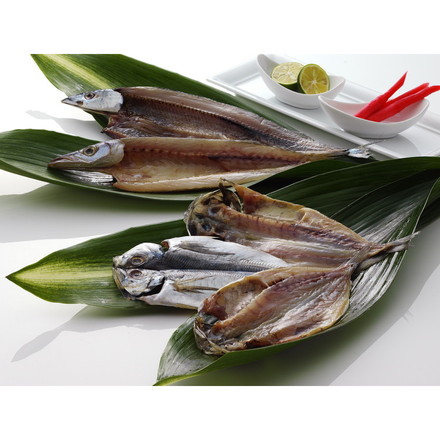 静岡 沼津 奥和 干物3種セット 真あじ開き3枚（計180g）、かます開き1枚（70～90g）、さんま開き1枚（80～100g）
