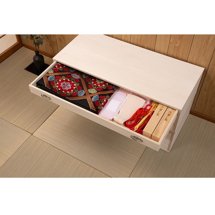 シルバー取っ手が華やかな桐クローゼットチェスト 幅99.5 奥行44 高さ24.5cm 3段タイプ上置き兼用