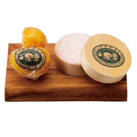 アドナイ チーズ2種詰合せ（スカモルツァ・スモーク220g、フロマージュ・ド・エール180g）