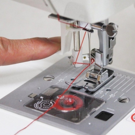 電動ミシン シンガー フットコントローラー付 SN55e ホワイト