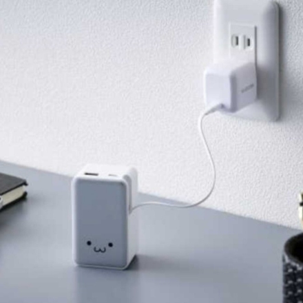 モバイルバッテリー エレコム 巻き取り式ケーブル一体型(10000mAh/35W) DE-C82L-10000WF 白×黒