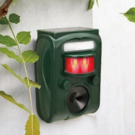 ソーラー充電式害獣駆除機 赤外線センサー 2個組