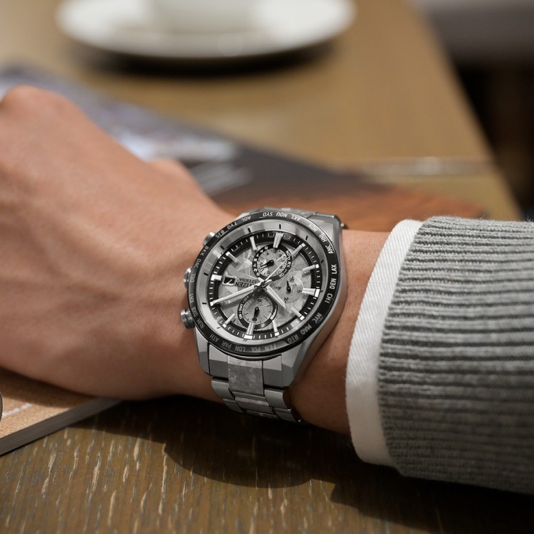 CITIZEN シチズン ATTESA アテッサ AT8284-61A メンズ 腕時計 エコ・ドライブ 電波ソーラー ダイレクトフライト デュラテクト サファイアガラス クロノグラフ 10気圧防水