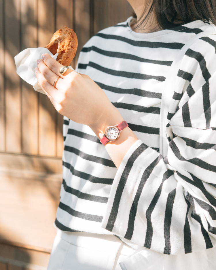 CITIZEN シチズン wicca ウィッカ KH4-963-14 レディース 腕時計 ソーラーテック 光発電 ステンレスめっき ピンクゴールド ケース 合成皮革ベルト デイト表示 クリスタルガラス 5気圧防水