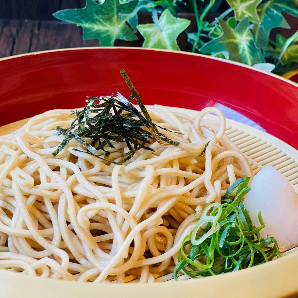 ダイシモチ麦麺 〔めん100g×4、めんつゆ60ml×4〕 ラーメン