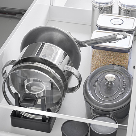 tower タワー シンク下幅調節鍋蓋&フライパン収納スタンド W32 ホワイト 1359