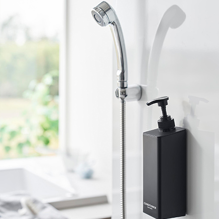 tower タワー たっぷり洗剤が出るマグネットディスペンサー コンディショナー ホワイト 1534