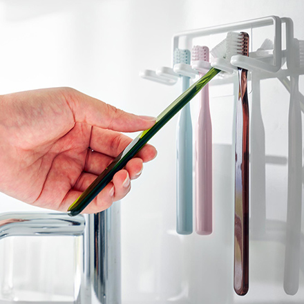 tower タワー フィルムフック 歯ブラシホルダー5連 ホワイト 4520