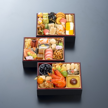 冷蔵おせち 2～3人前 千賀屋謹製　迎春おせち料理「金千華」和風三段重　【販売終了日：2026年11月30日】
