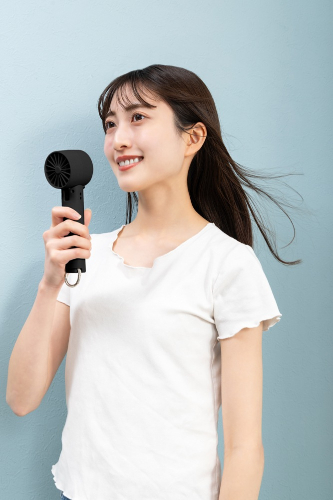 携帯扇風機 ひんやりハンディファン ペルチェ式 ブラック ドリテック FN-208BK