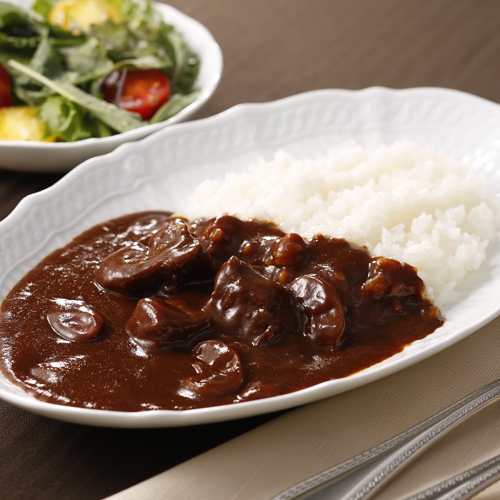 ≪新宿中村屋≫純欧風ビーフカリーセット計12袋