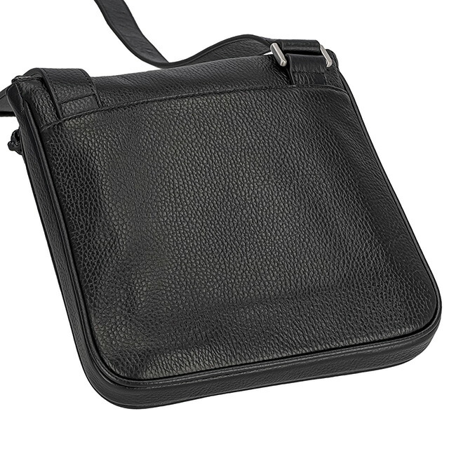 エンポリオ・アルマーニ ショルダーバッグ メンズ EMPORIO ARMANI Y4M252Y068E 80001 ブラック 斜めがけ ブランド 高級 おしゃれ プレゼント 男性 実用的 かっこいい