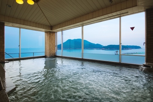 【広島】ホテル鴎風亭 2名様 日帰り入浴プラン≪昼食・お土産付≫