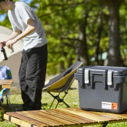 アイリスオーヤマ ＨＵＧＥＬ 真空断熱クーラーボックス 15Ｌ チャコールグレー VITC-15
