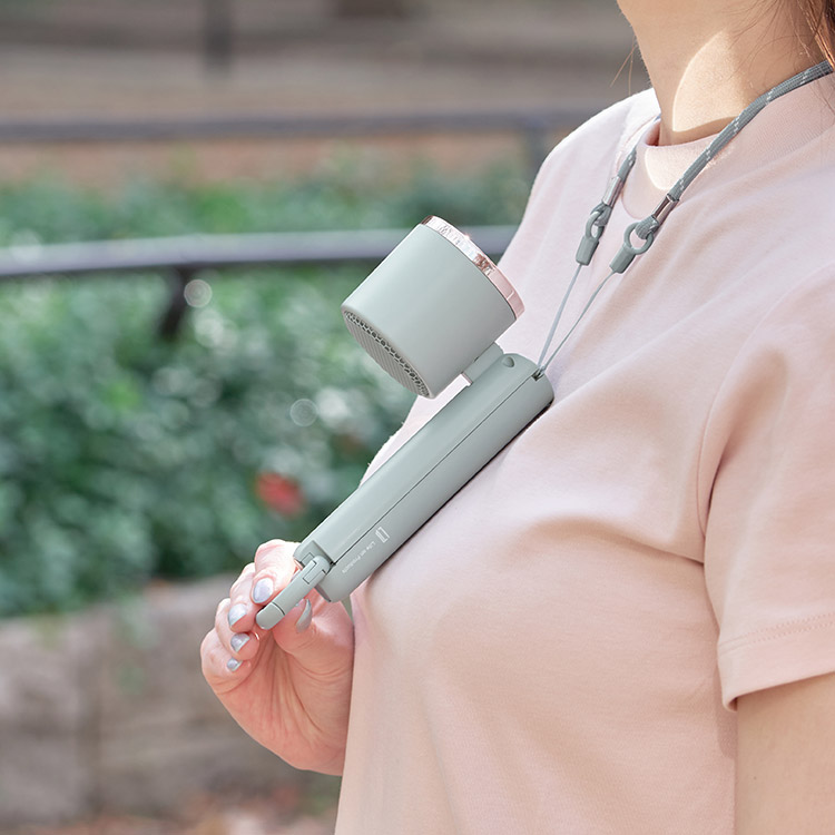 Life on Products ライフオンプロダクツ ペルチェ冷却機能ハンディファン カラビナ付 ベージュ LCAF034