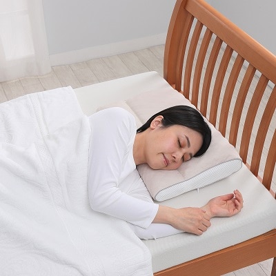 西川 睡眠博士 寝返りアシストまくら 60×40cm 高め