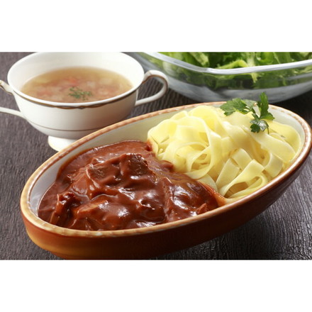 東京 ホテルオークラ セットB カレー ビーフストロガノフ 新生活 お祝い お取り寄せ 黒毛和牛ビーフストロガノフ200ｇ×2、黒毛和牛ビーフカレー250ｇ×2