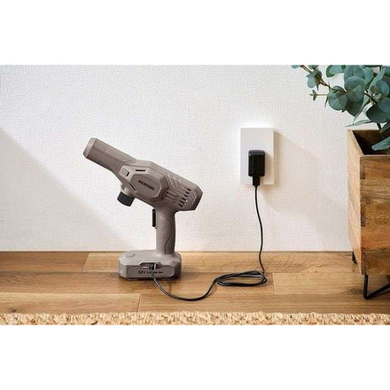 充電式ハンディウォッシャー JHW-102 ペールブラウンアイリスオーヤマ
