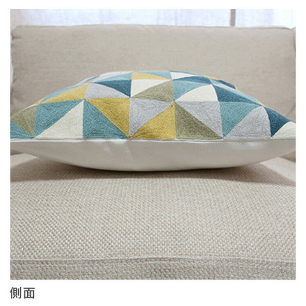 全面刺繍の幾何模様クッションカバー 約45cmX約45cm リビング ソファ オフィス 背当て