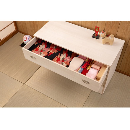 シルバー取っ手が華やかな桐クローゼットチェスト 幅99.5 奥行44 高さ61cm 3段タイプ キャスター付き