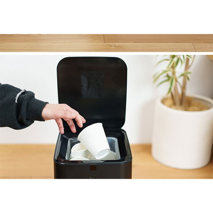 全自動スマートゴミ箱 ELBIN 30L 自動開閉 常時開閉 自動密封 自動セット 充電式 UVライト除菌 音声ガイド QUADS QS558BK アイボリー