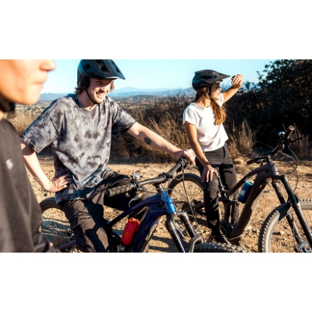 JBL Bluetoothスピーカー IP68防水防塵対応 JBLFLIP7PINK [スウォッシュピンク]