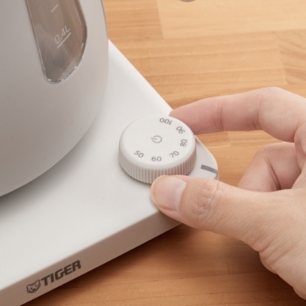 電気ケトル タイガー魔法瓶 蒸気レス電気ケトル 0.8L PTV-A080-WG グレイッシュホワイト