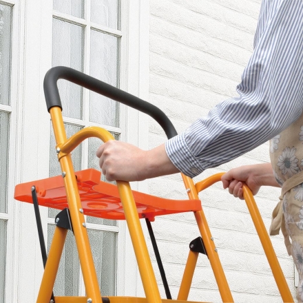 安心の両手すり付き脚立 トレー付き 4段