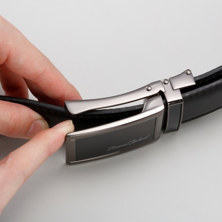 サイズぴったり調整ベルト