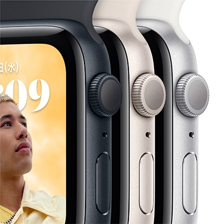 Apple Watch SE 第2世代（GPSモデル）- 40mm スターライトアルミニウムケースとスターライトスポーツバンド-レギュラー
