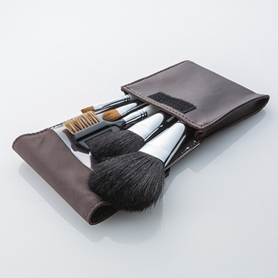 熊野筆メイクブラシ5本セット＆携帯用化粧ポーチ[ショート軸タイプ・ホワイトパール]　癒しの熊野化粧筆　宮尾　広島県　化粧筆専業メーカーの一品