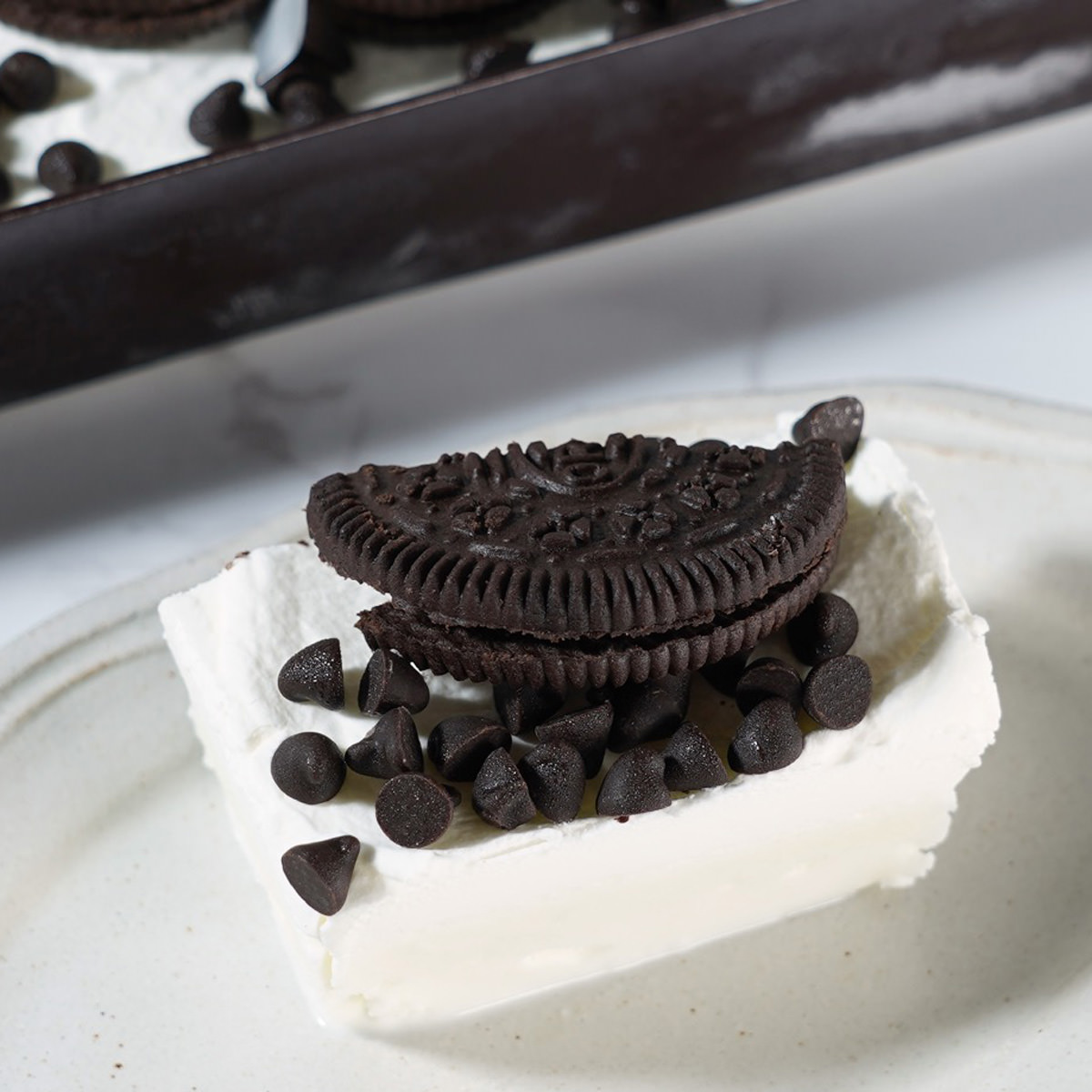 白金プレミアム手作りアイスクリームケーキ クッキー＆クリーム〔約250g〕スイーツ デザート