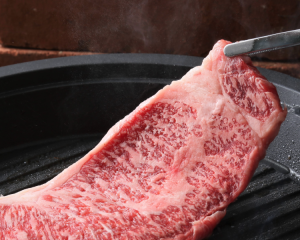 秋田牛サーロインステーキ 400g（200ｇ×2枚）