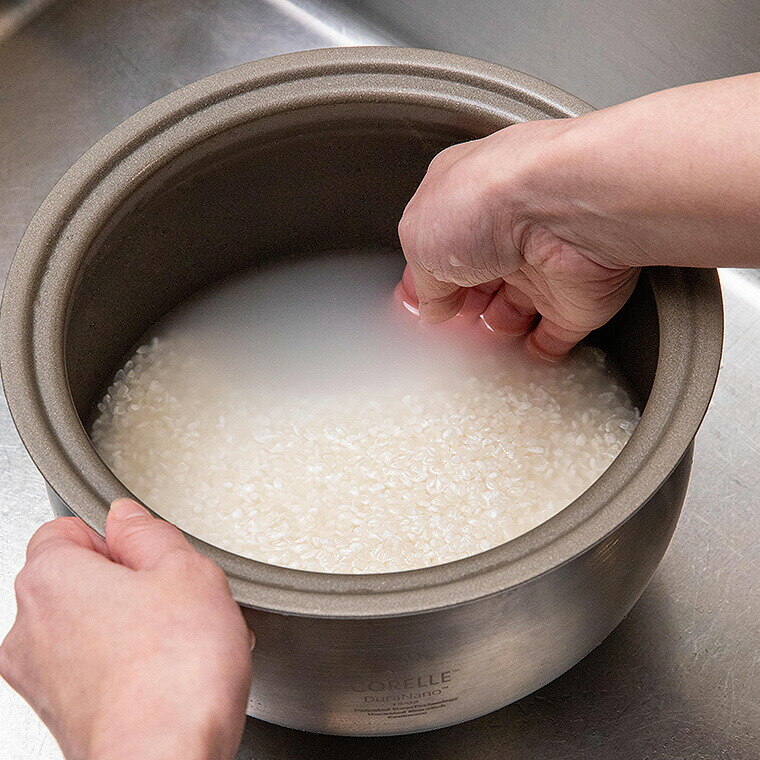 コレール CORELLE 炊飯器 IH炊飯器 5合炊き ブラック RCB-081BK / PFASフリー ふっ素フリー 3層構造内釜 強火調理対応 11モード搭載