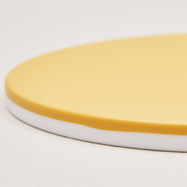 栗原はるみ　まな板（丸）24.5ｃｍ　マスタード