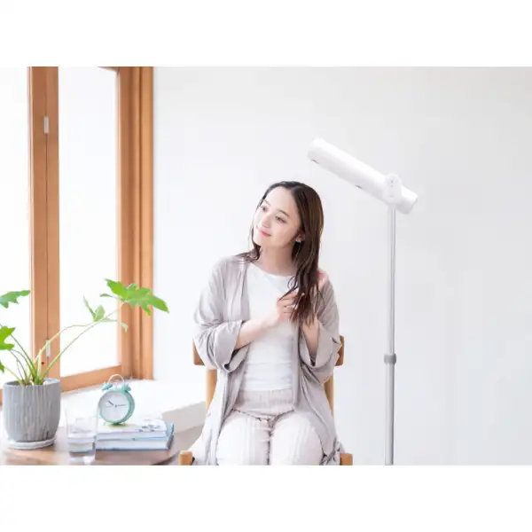 QUADS　クワッズ　ヘアドライヤー　BSR002WH　BISARA　ホワイト