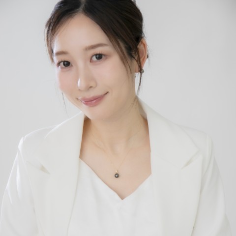 ERIS VELINA【久遠】ブラックパール（黒蝶真珠・8mm・セミラウンド系）天然ダイヤモンド K18 イエローゴールド ペンダント ネックレス（トゥインクルチェーン・45cm・0.65mm）