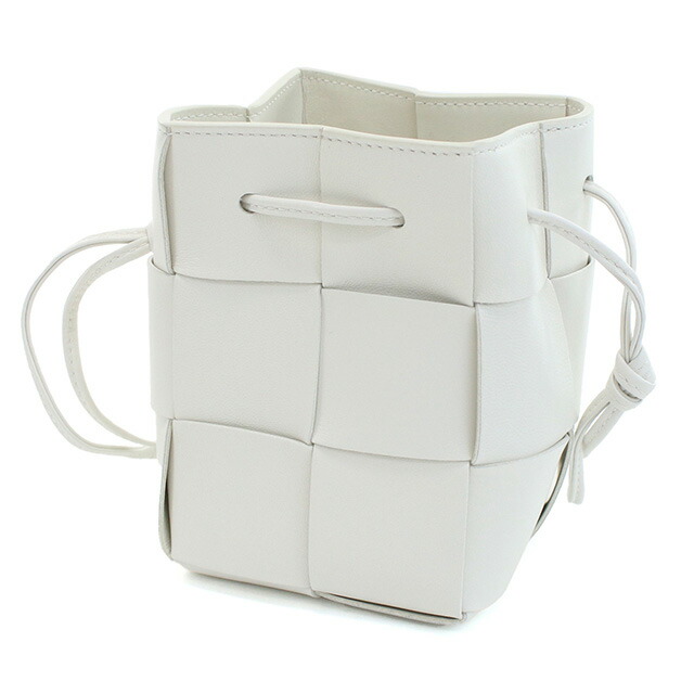 ボッテガ・ヴェネタ 斜め掛け ショルダーバッグ レディース BOTTEGA VENETA イタリア 680217 ホワイト系 バッグ 斜めがけ ブランド 高級 おしゃれ プレゼント 女性 実用的 かわいい