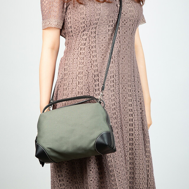 ジャンニキアリーニ ハンドバッグ レディース ブランド GIANNI CHIARINI BS 8648 TRENCH グリーン 軽量 小さめ 手提げ 高級 おしゃれ プレゼント 女性 実用的 かわいい